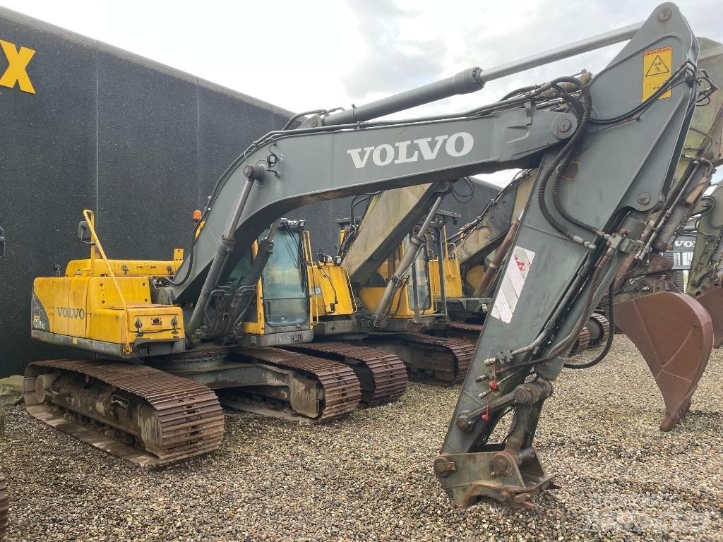Volvo EC210B Escavatori cingolati