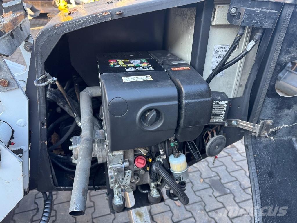 Dino 160 XT Piattaforme aeree su rimorchio