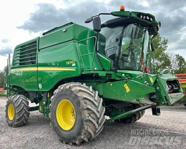 John Deere T 670 i Mietitrebbiatrici