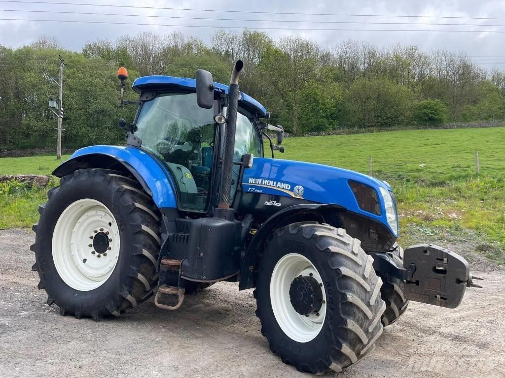 New Holland T 7.250 Trattori