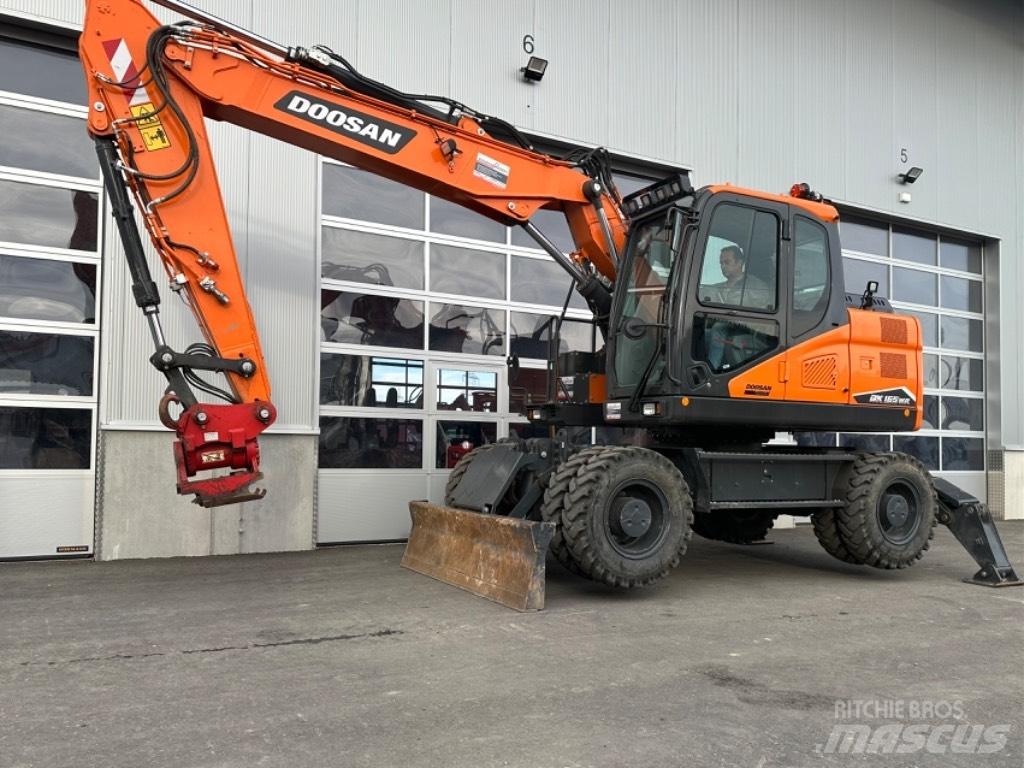 Develon DX165WR-7 Escavatori gommati