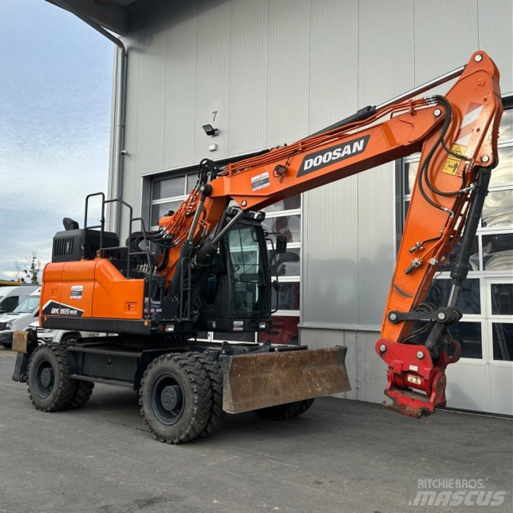 Develon DX165WR-7 Escavatori gommati