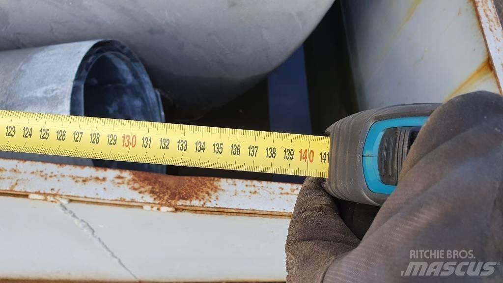  FUEL TANK Serbatoi