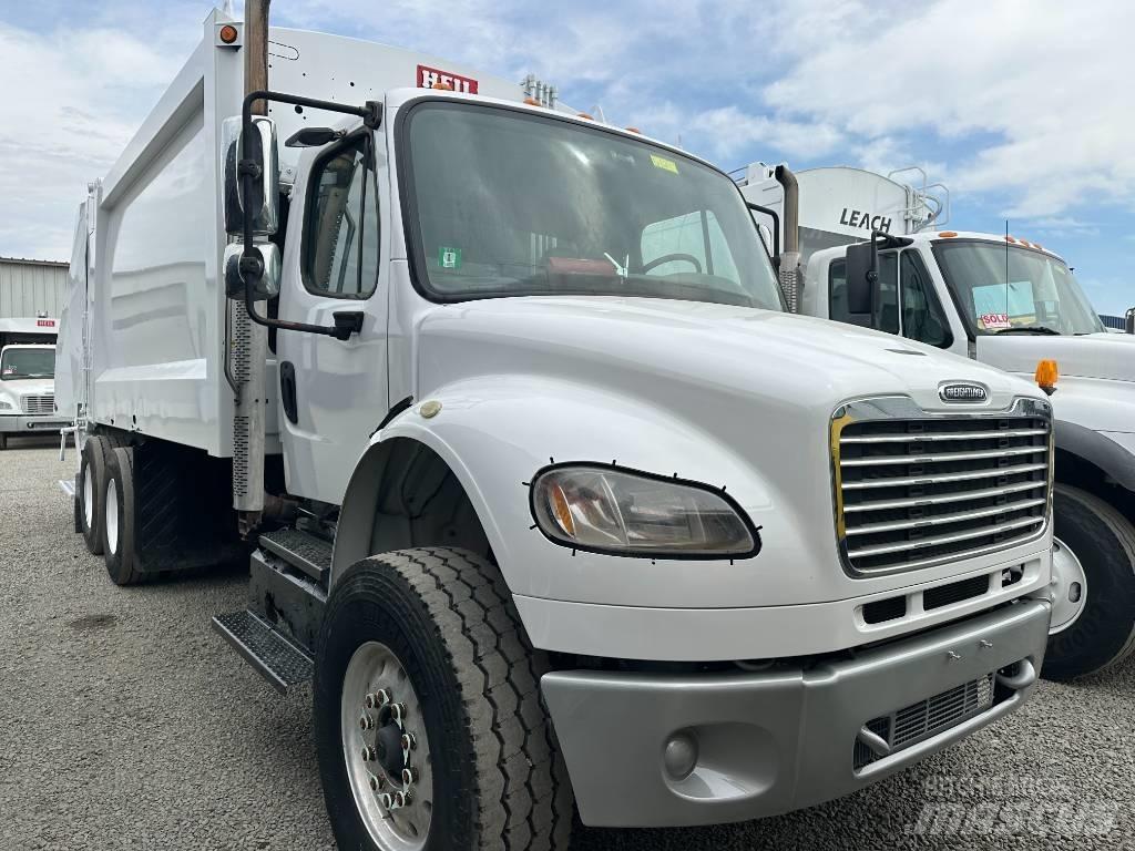 Freightliner M2 Camion dei rifiuti