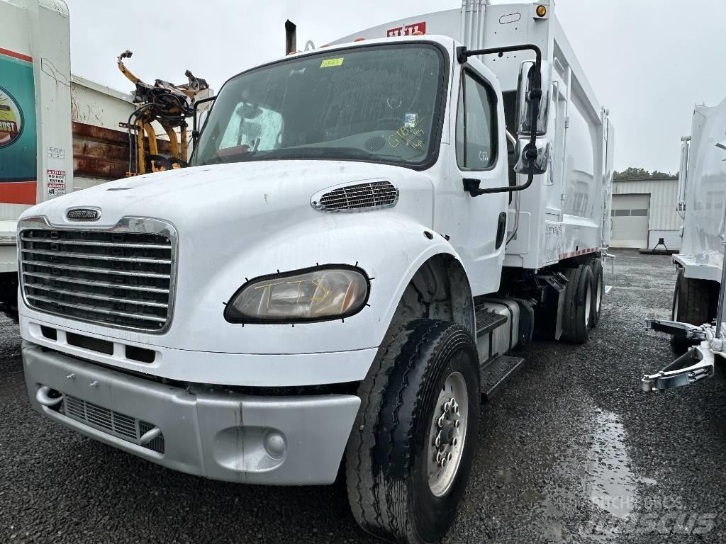 Freightliner M2 Camion dei rifiuti