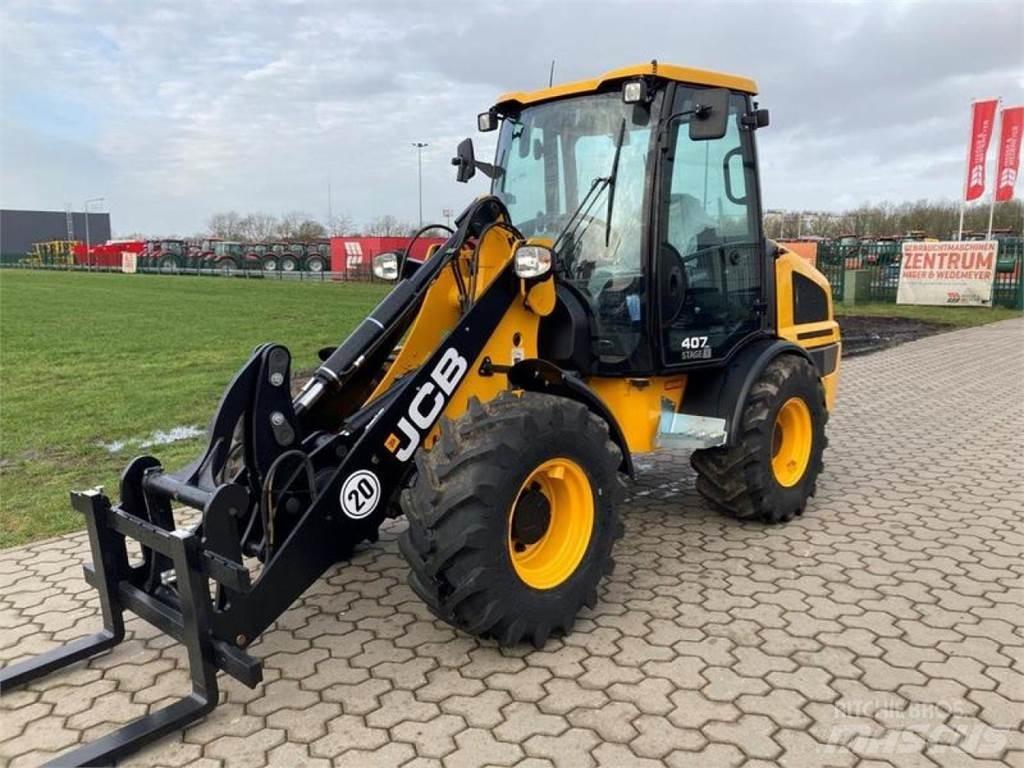 JCB 407 Pale gommate