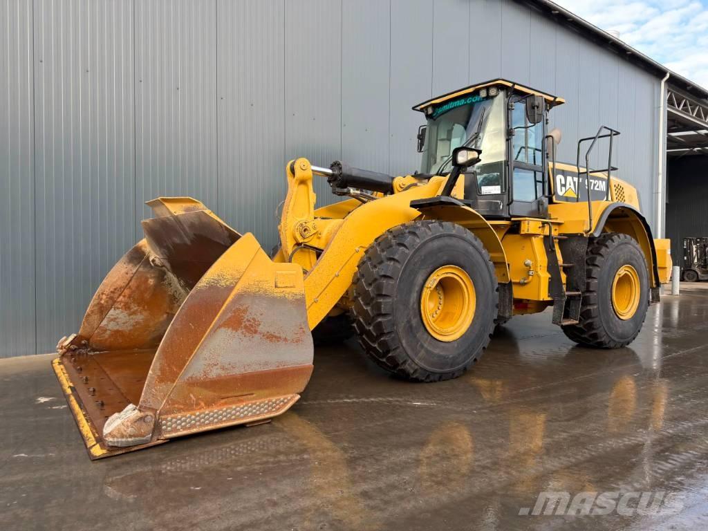 CAT 972M Pale gommate
