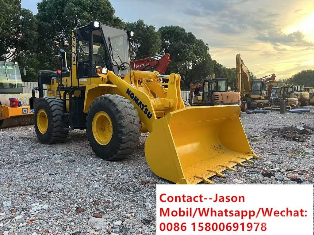 Komatsu WA 320 L-5 Pale gommate