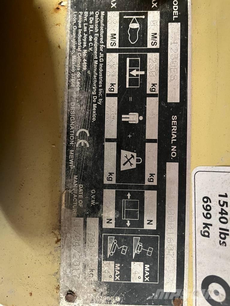 JLG 1230 ES Sollevatori verticali