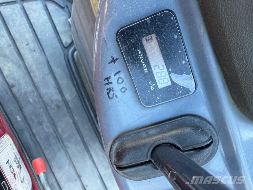 Yanmar SV08 (1F117) Miniescavatori