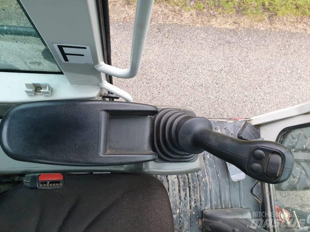 Takeuchi TB 295 W Escavatori gommati
