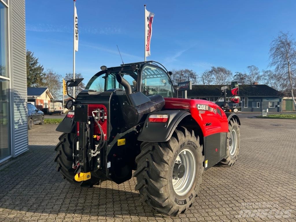 Case IH 742 Sollevatori telescopici