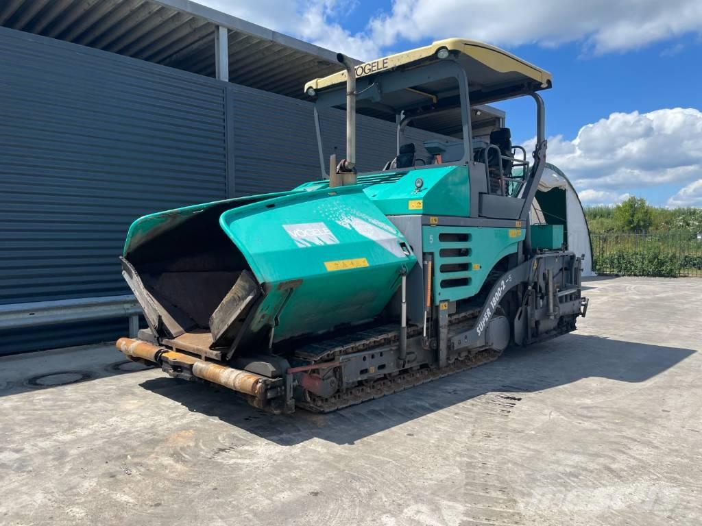 Vögele SUPER 1800-2 Finitrici