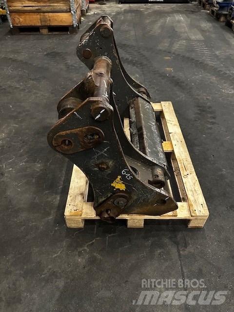 CASE 721 F Accoppiatori rapidi