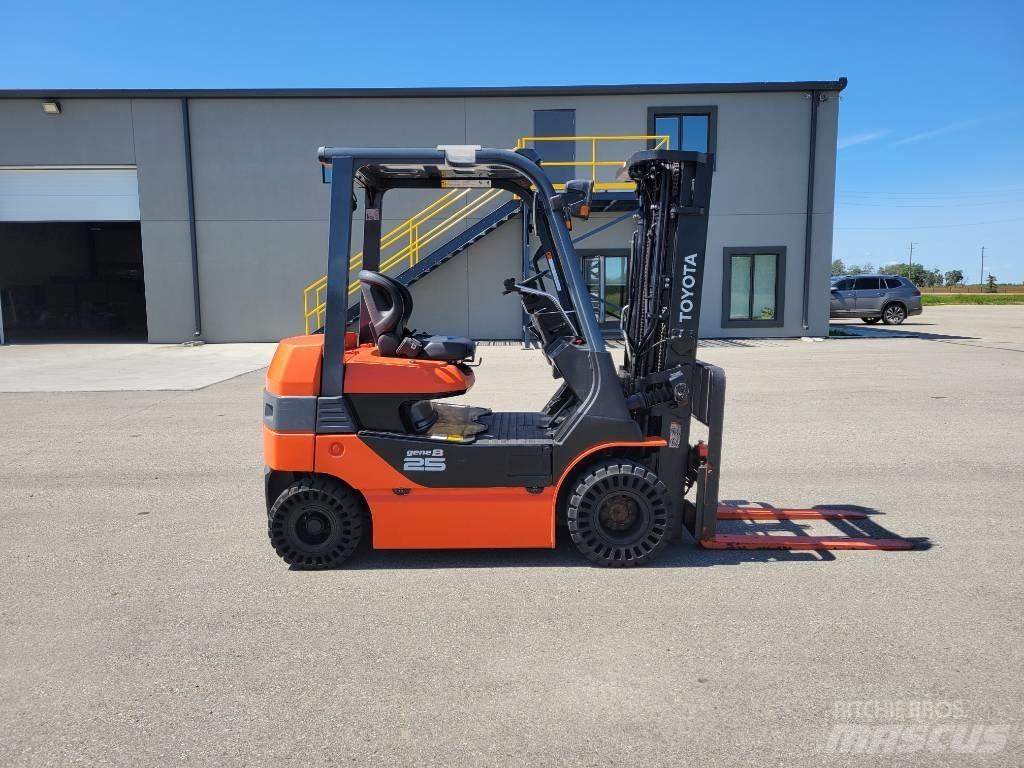 Toyota 8FB25 Carrelli elevatori elettrici