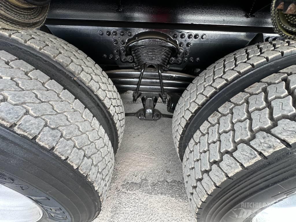Freightliner M2 Camion con sponde ribaltabili