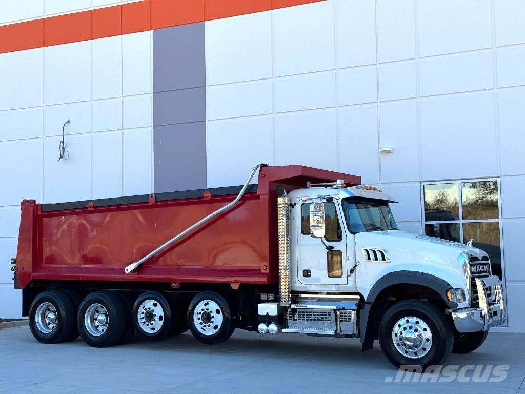 Mack Granite Camion ribaltabili