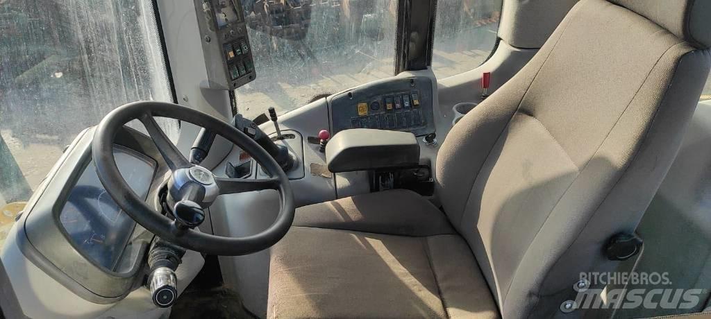 New Holland W 130 Pale gommate