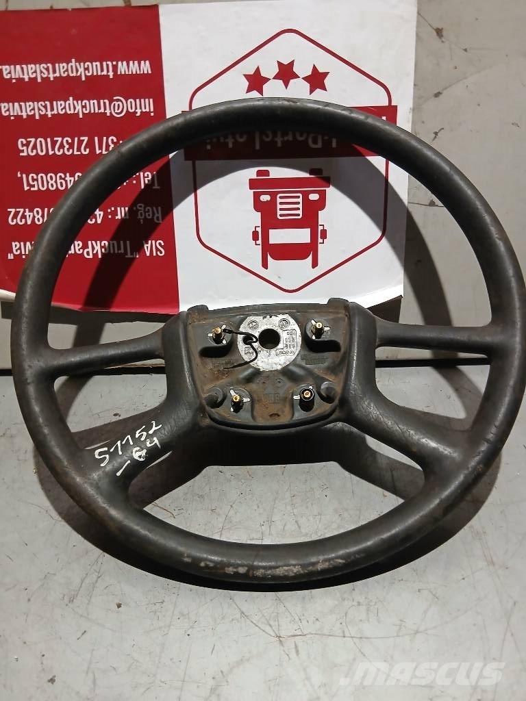 Scania R 440    1327026 Cabine e interni