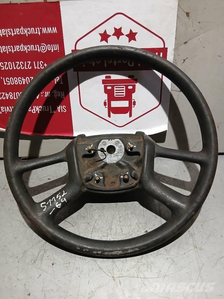 Scania R 440    1327026 Cabine e interni