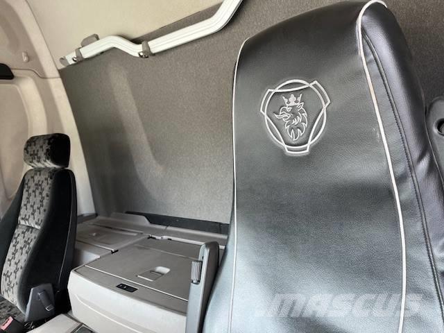 Scania P 280 Motrici centinate