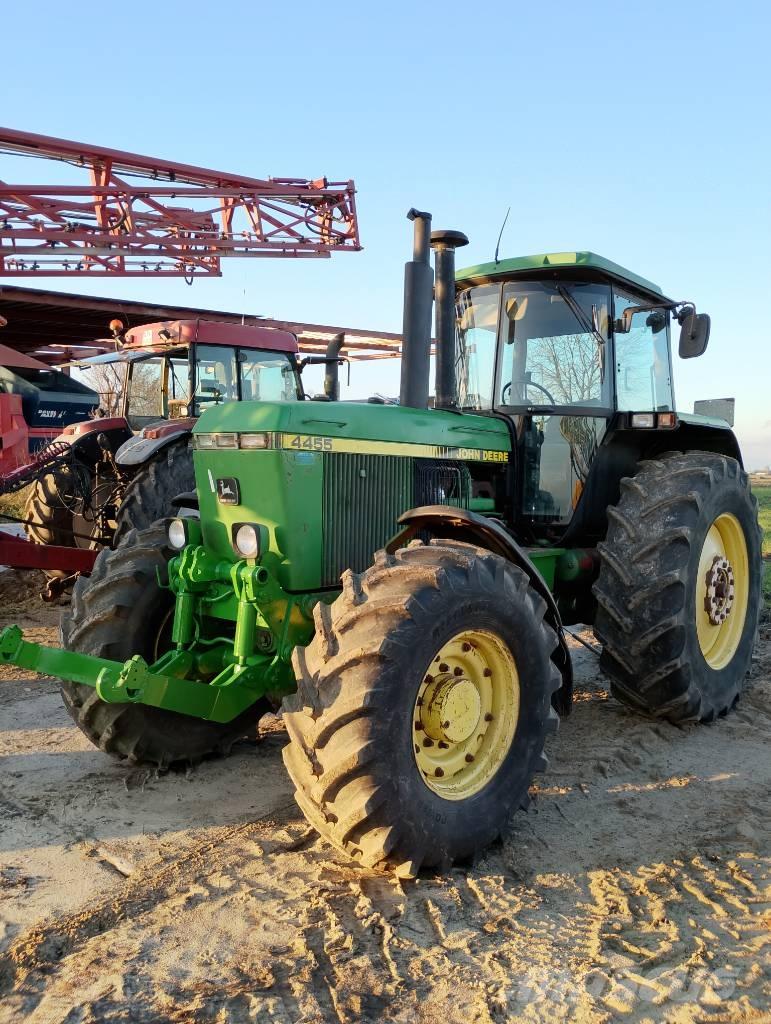 John Deere 4455 Trattori
