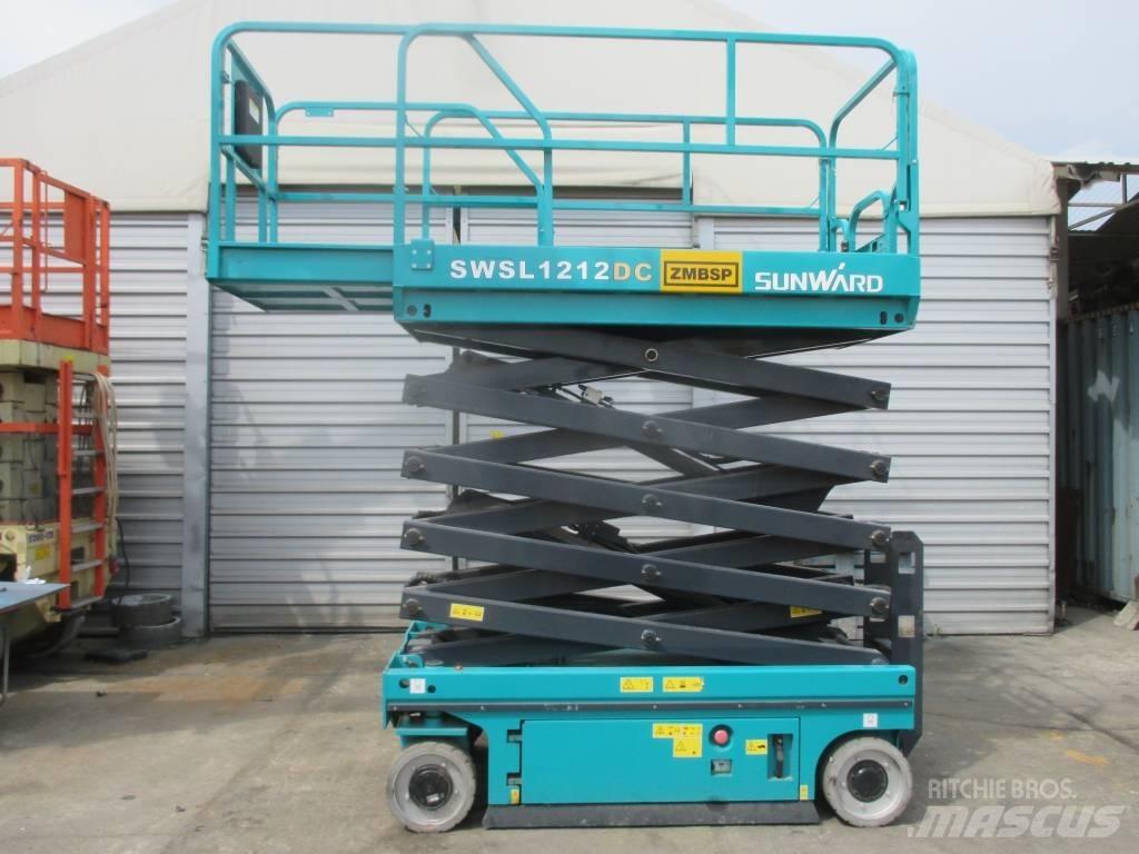 Sunward SWSL 1212 DC Piattaforme a pantografo