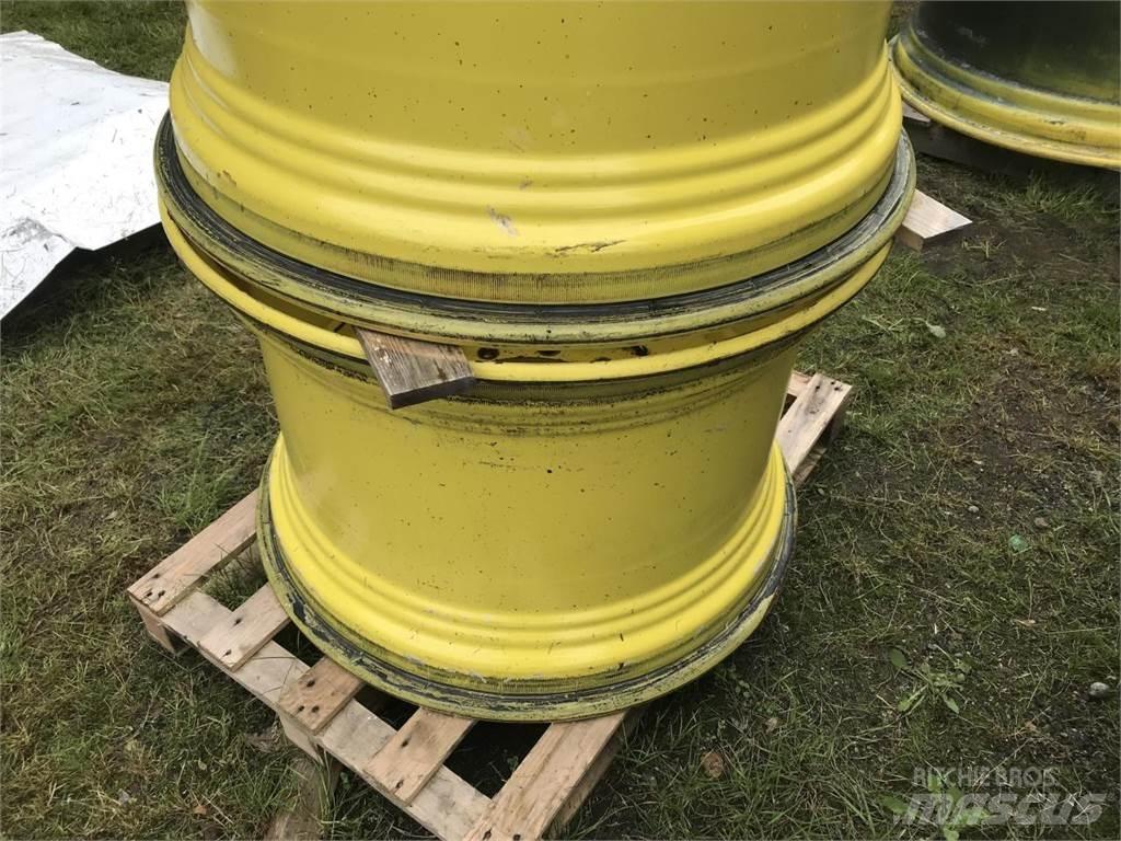 John Deere 23x34 Pneumatici, ruote e cerchioni