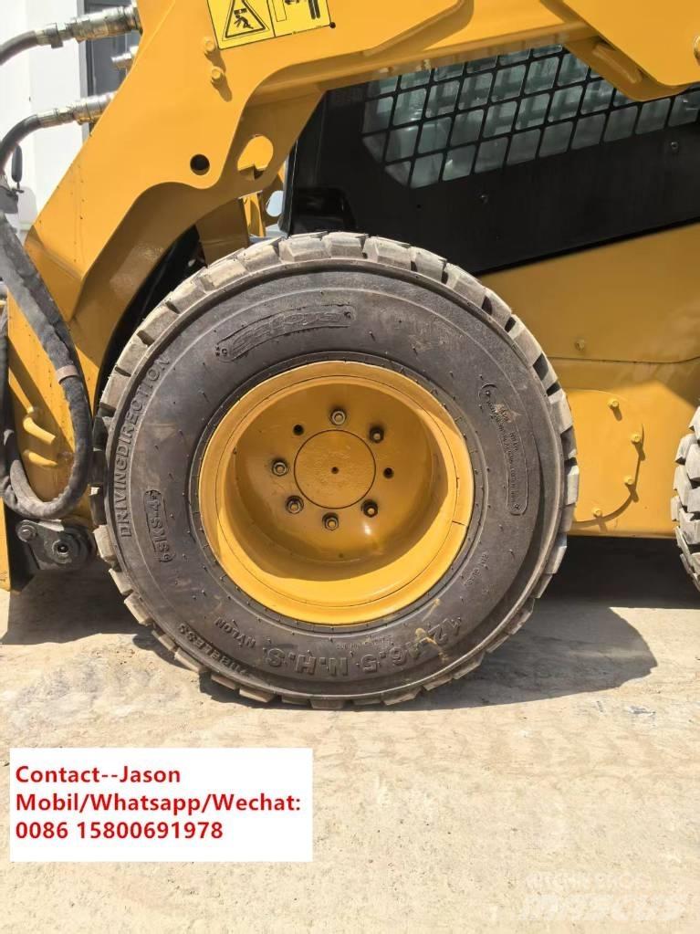 CAT 246 D Mini Pale Gommate
