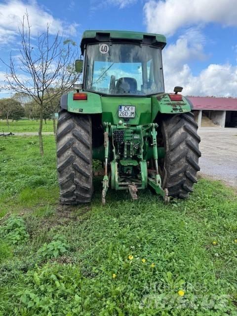 John Deere 8200 Trattori