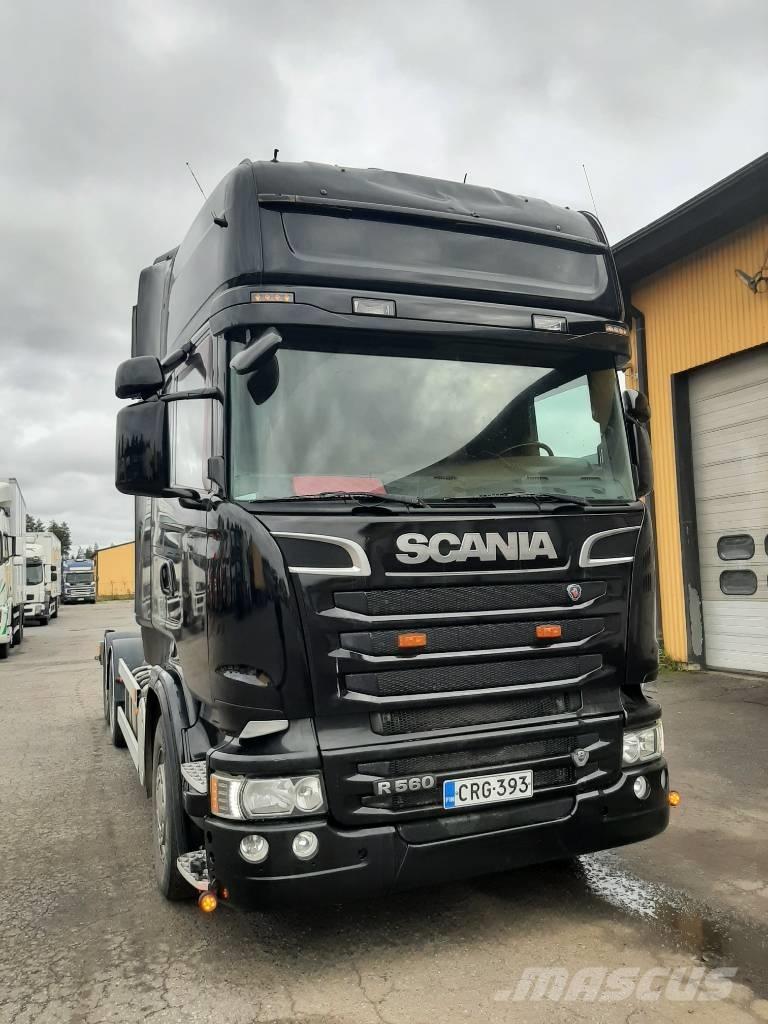Scania R 560 Camion con gancio di sollevamento