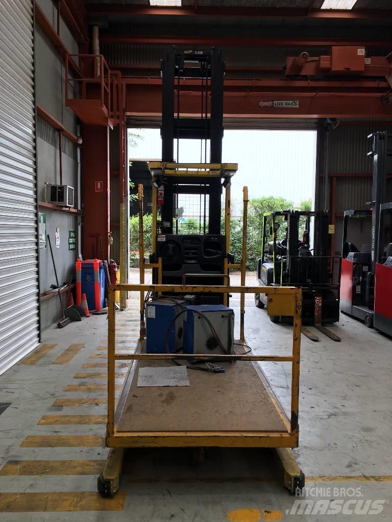 Hyster R30XMF3 Commissionatore alto livello