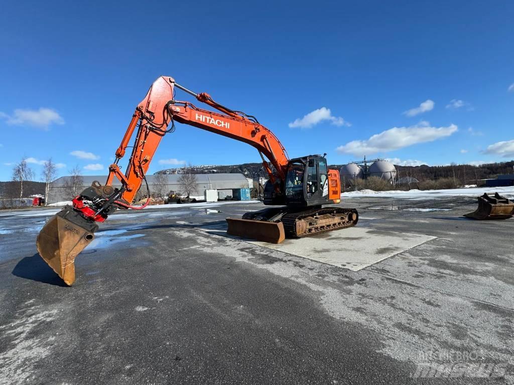 Hitachi ZX 225 US Escavatori cingolati