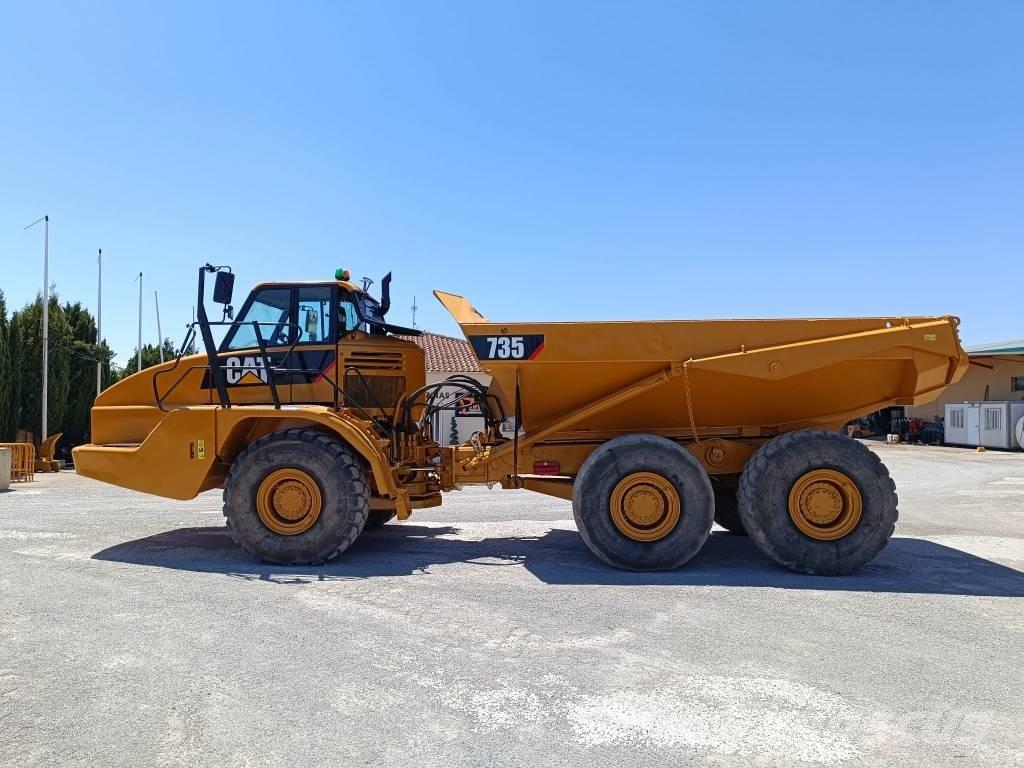 CAT 735 Dumpers articolati