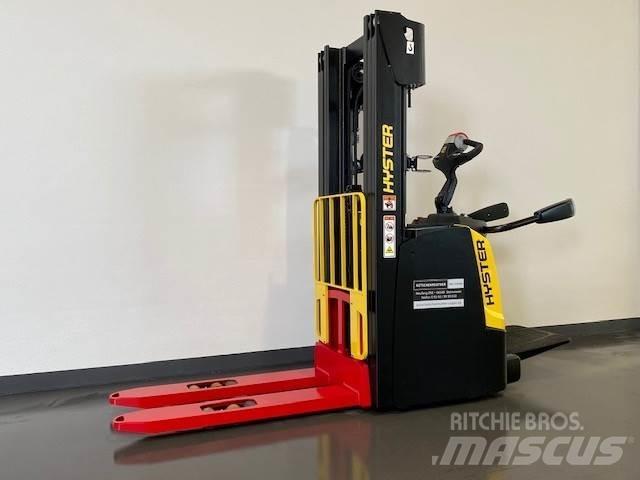 Hyster S1.2S Transpallet uomo a terra