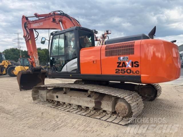 Hitachi ZX 250 LC-5 Escavatori cingolati