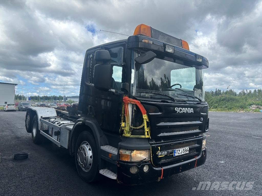 Scania P420 6x2*4 Camion con gancio di sollevamento