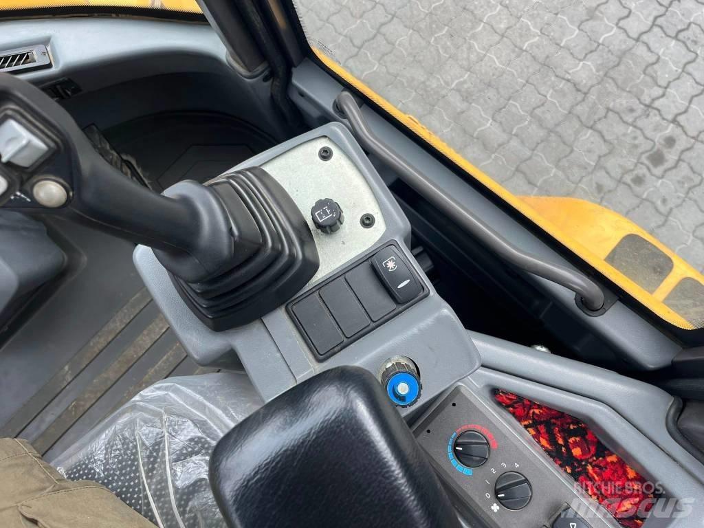 Volvo L 30 G Pale gommate
