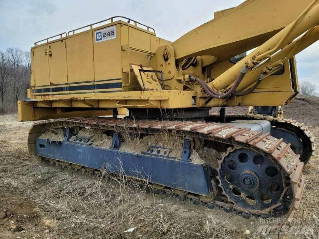 CAT 245 Escavatori cingolati