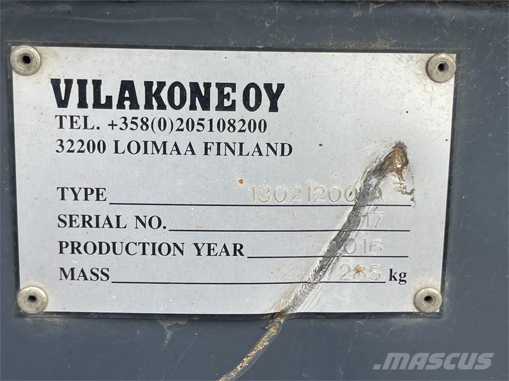  Vilakone Lumikauha Attrezzature per trattori compatti