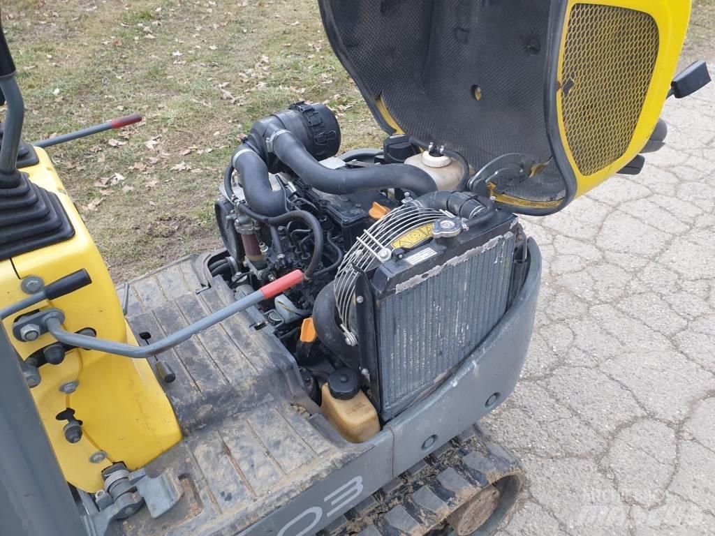 Wacker Neuson 803 Miniescavatori