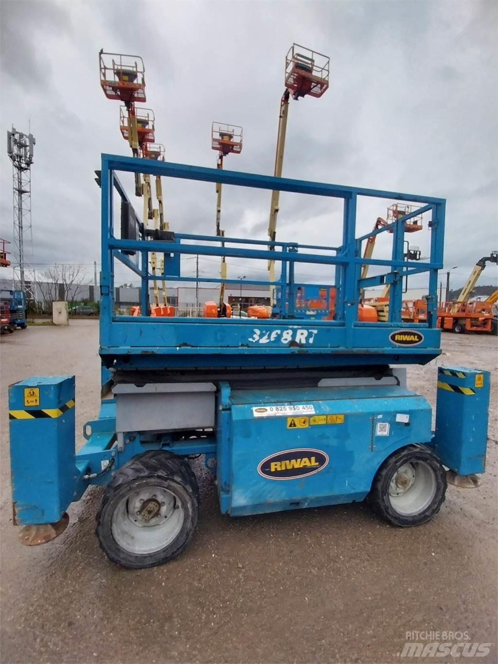 Genie GS3268RT Piattaforme a pantografo