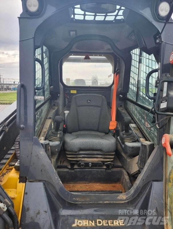 John Deere 333G Mini Pale Gommate