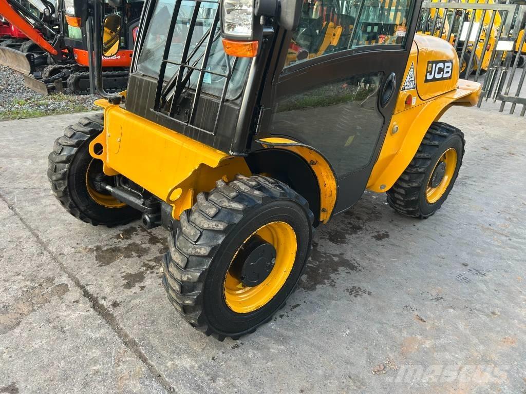 JCB 520-40 Sollevatori telescopici