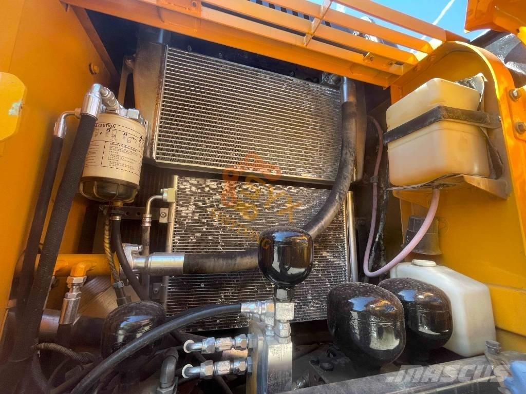 Hyundai 210W-9 Escavatori gommati