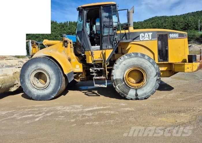 CAT 966G-2 Pale gommate