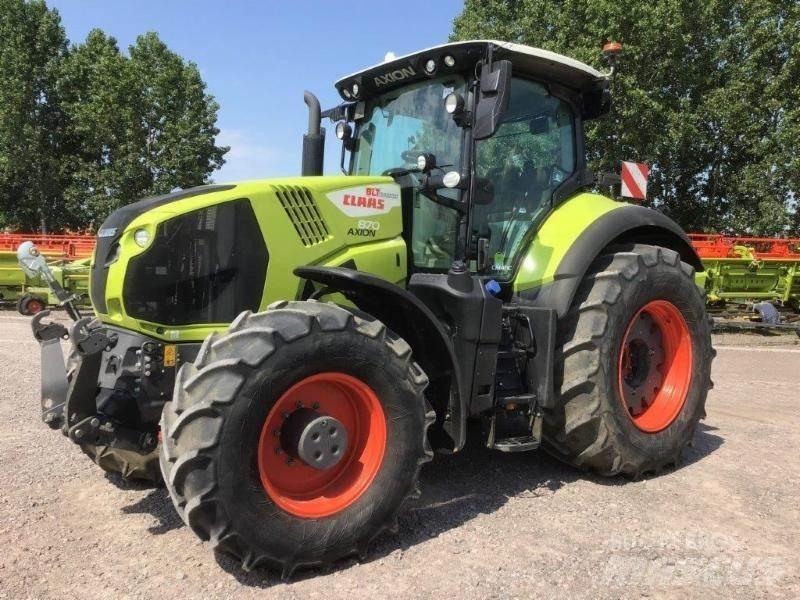 CLAAS AXION 870 Trattori