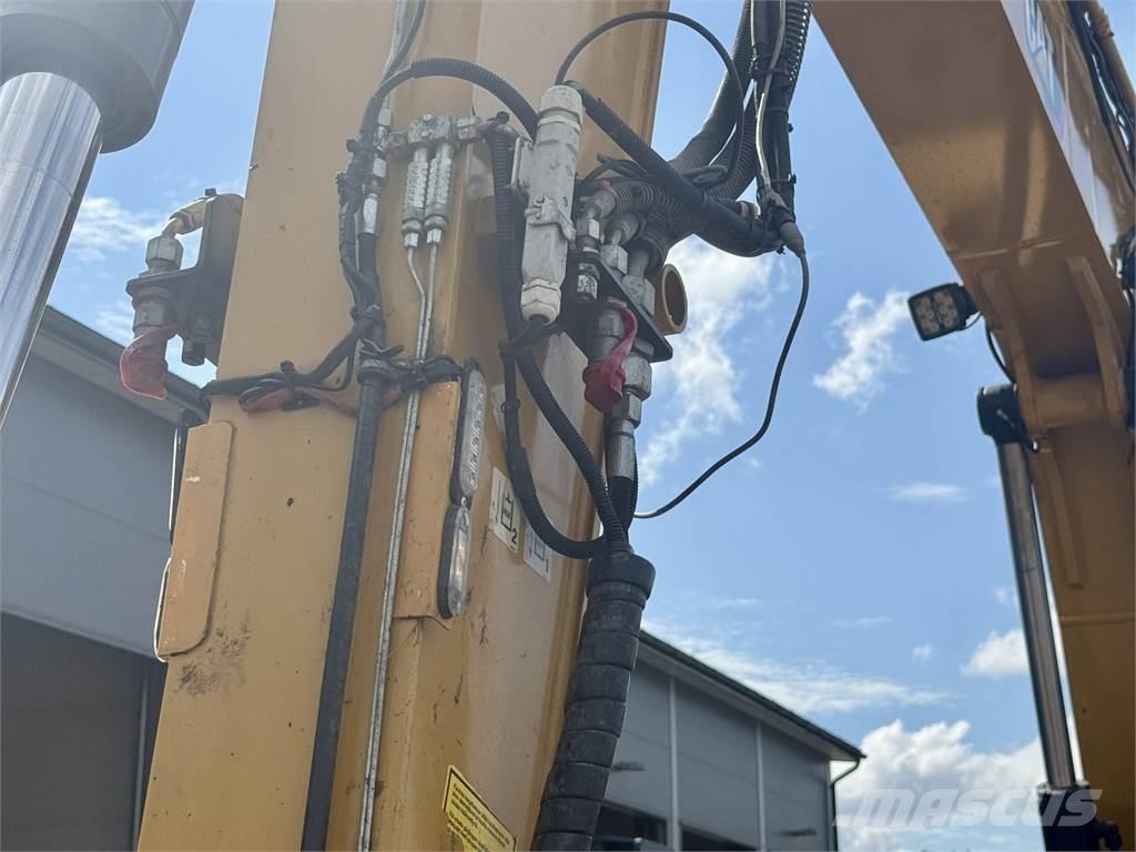CAT 310 Escavatori medi 7t - 12t
