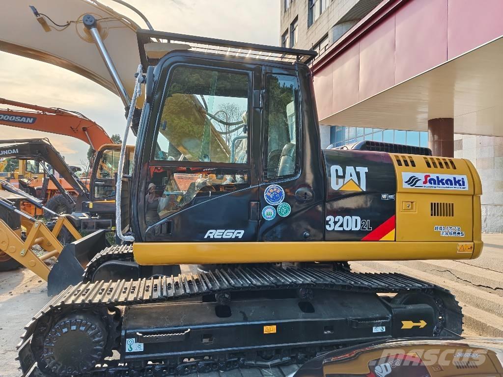 CAT 320 D2 L Escavatori cingolati