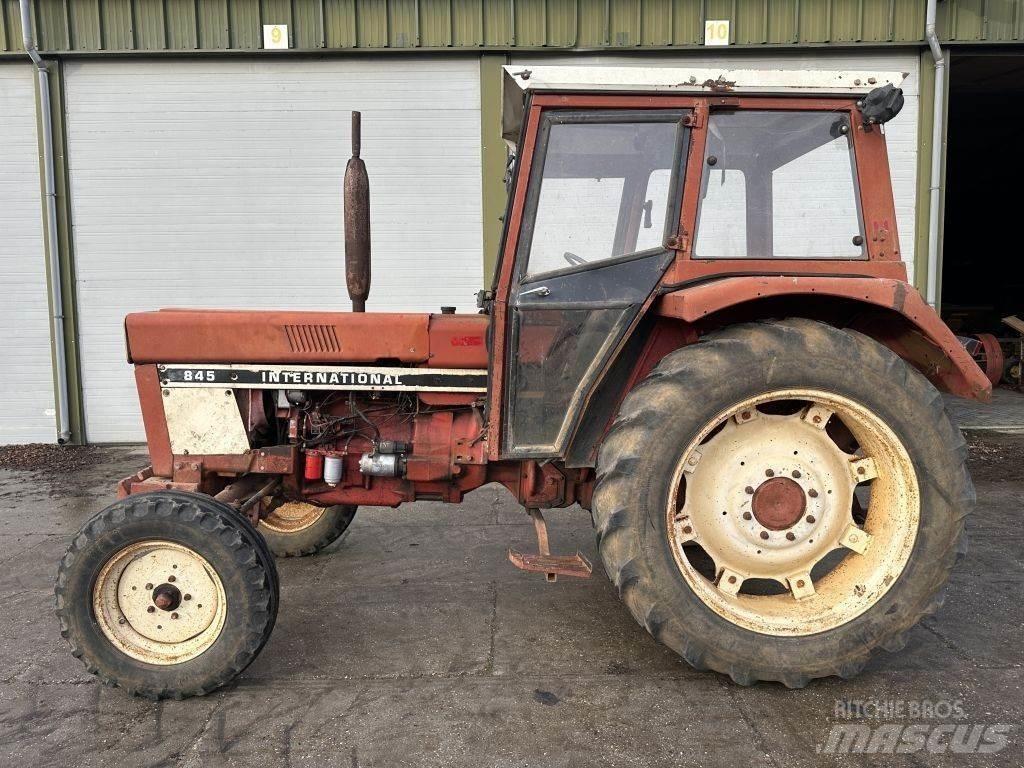 International 845 Trattori